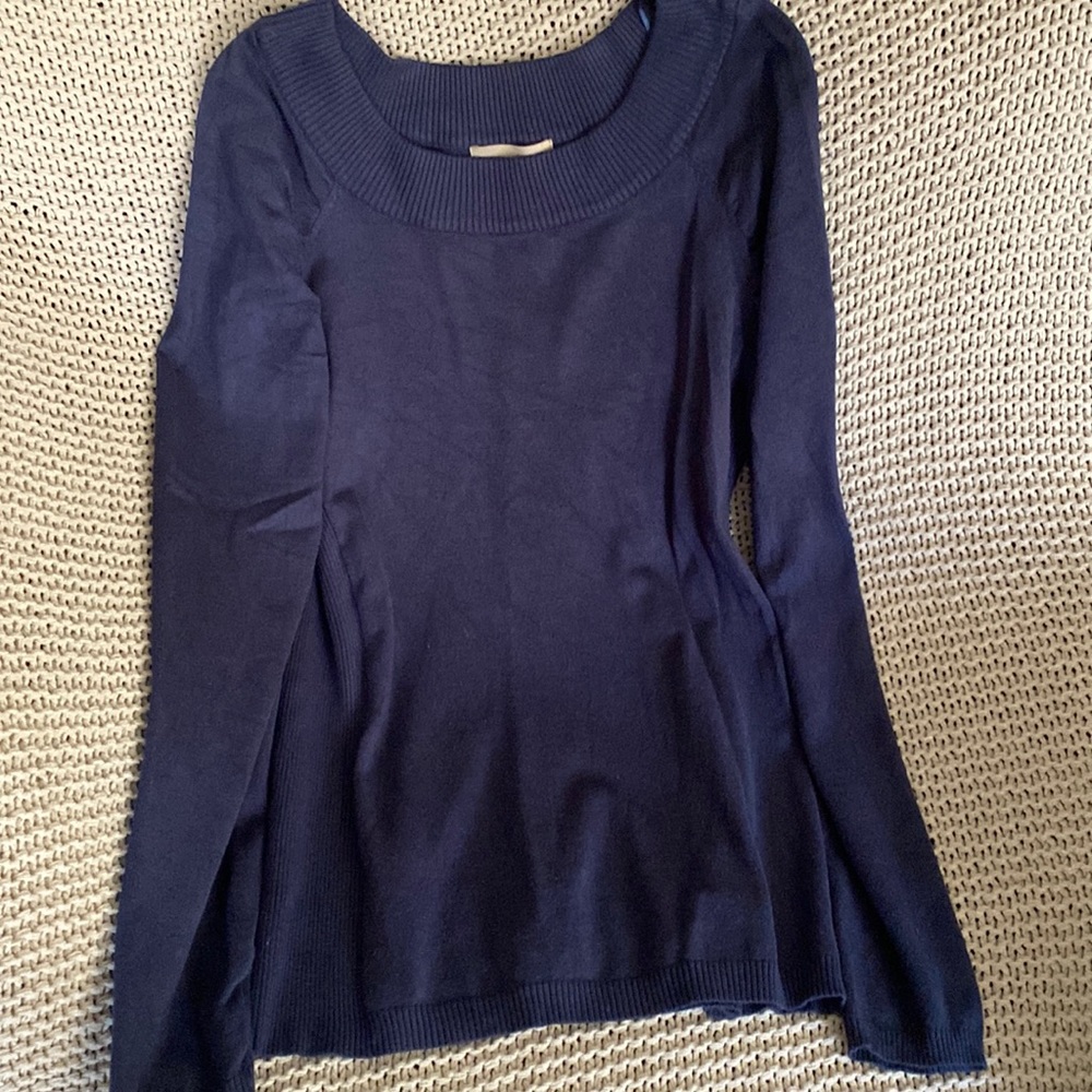 Women’s large blue sweater